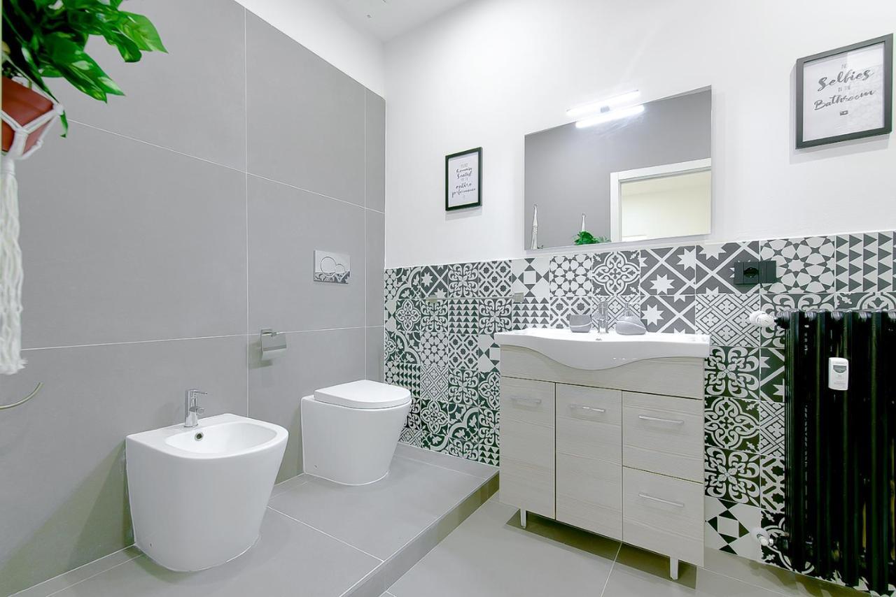 Alle Porte Del Centro - Guest House - Reggio Emilia - Ingresso Centro Storico - Parcheggio Gratuito Dış mekan fotoğraf