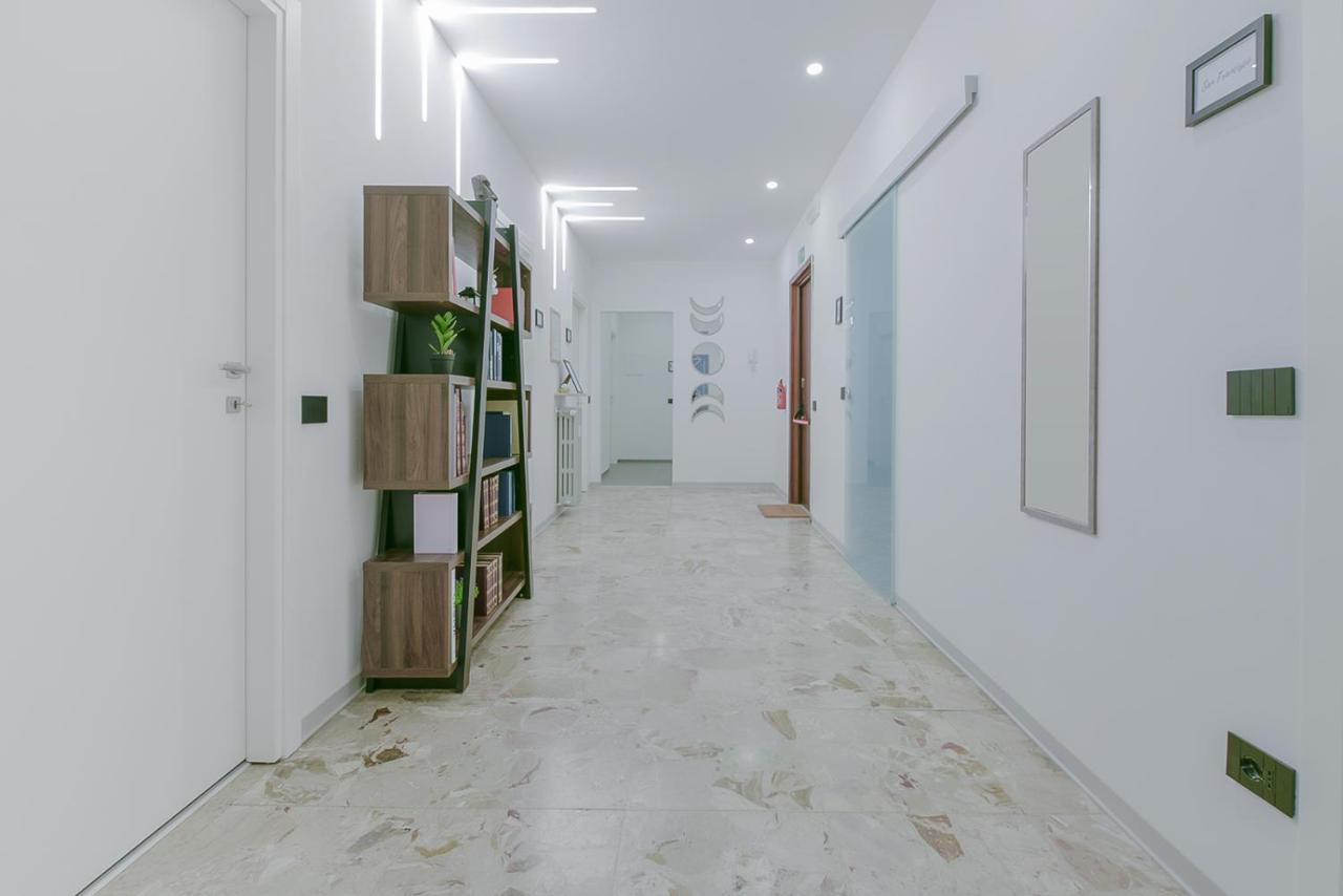 Alle Porte Del Centro - Guest House - Reggio Emilia - Ingresso Centro Storico - Parcheggio Gratuito Dış mekan fotoğraf